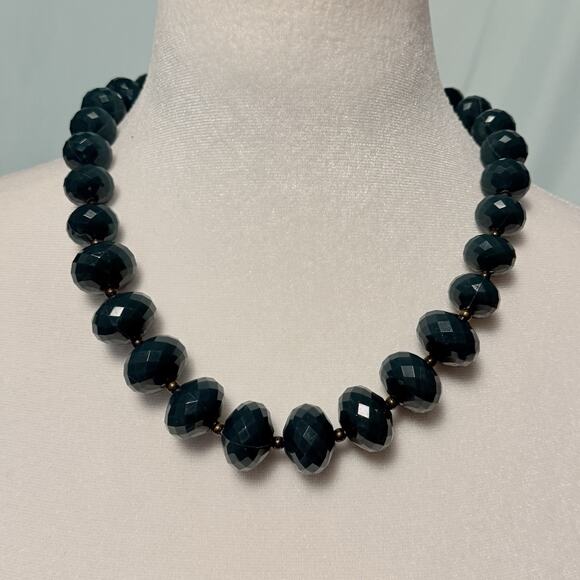 VTG Avon Chunky Beaded Necklace Deep Teal Color 20-22" Classic 50s Tradwife Blue - Picture 1 of 5